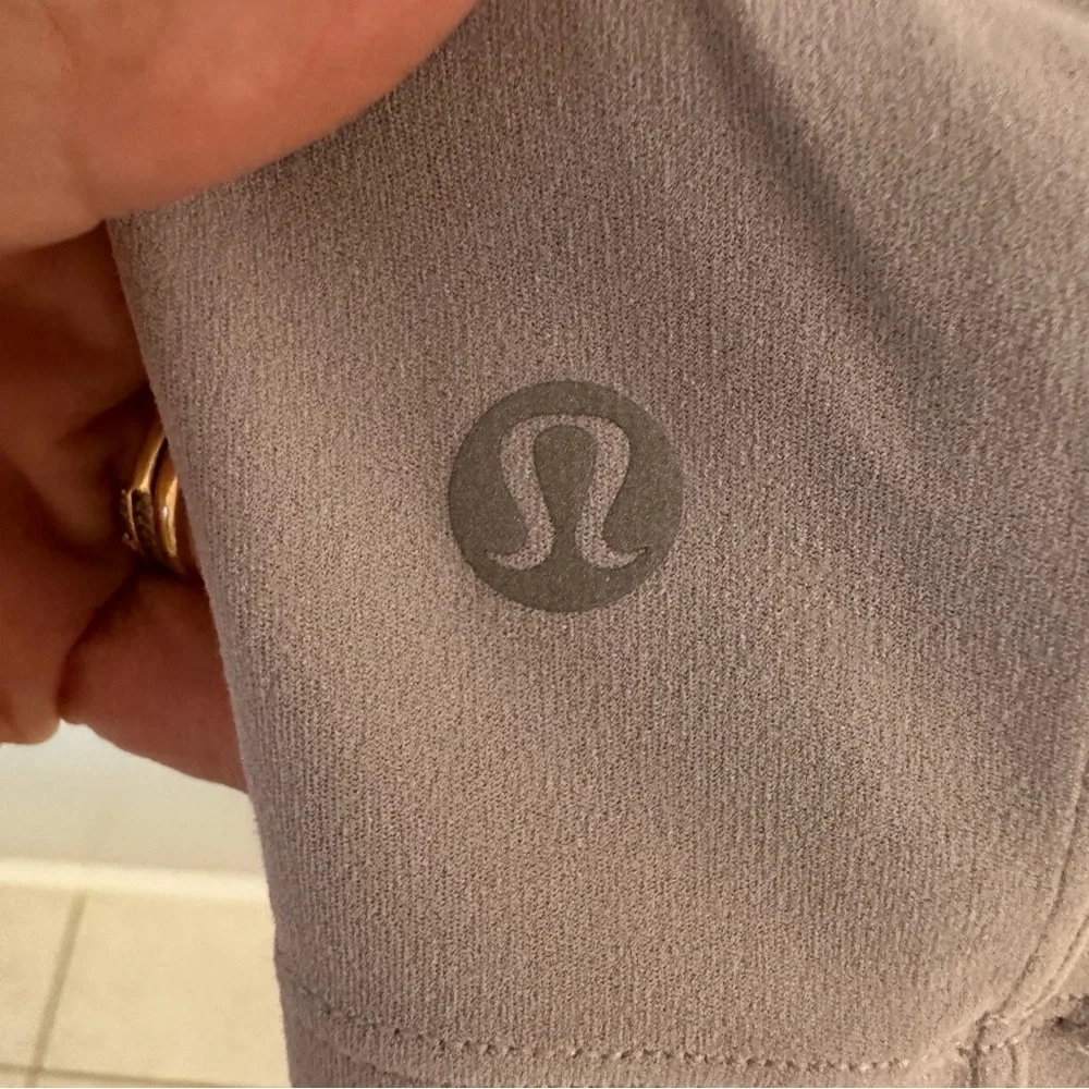 Lululemon Nulu Aligned Angles Long Sleeve Yoga Top Iced Iris Purple, Size 8